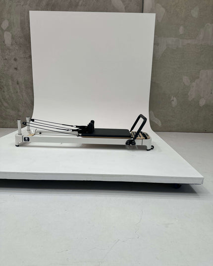 Queen 2.0 Studio Pilates Reformer