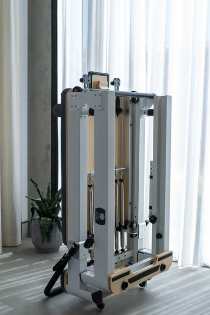 The Queen Foldable Pilates Reformer